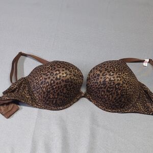 Victoria's Secret Brown Leopard Print Bra
